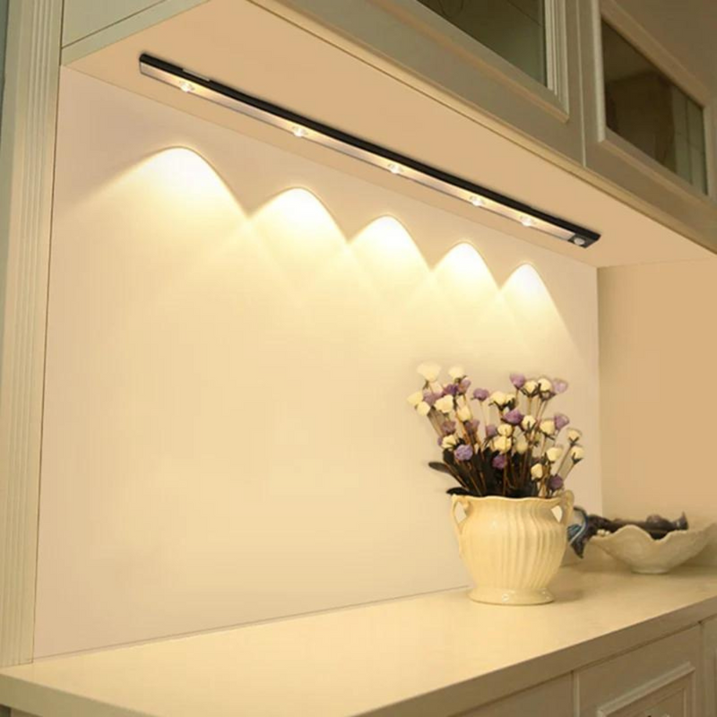 Lâmpada Led com Sensor de Movimento e Presença - LampMax (COMPRE 1 E LEVE 2)